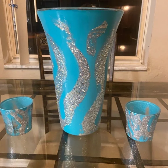 Turquoise silver Vase and bling candle holders set - Picture 3 of 5